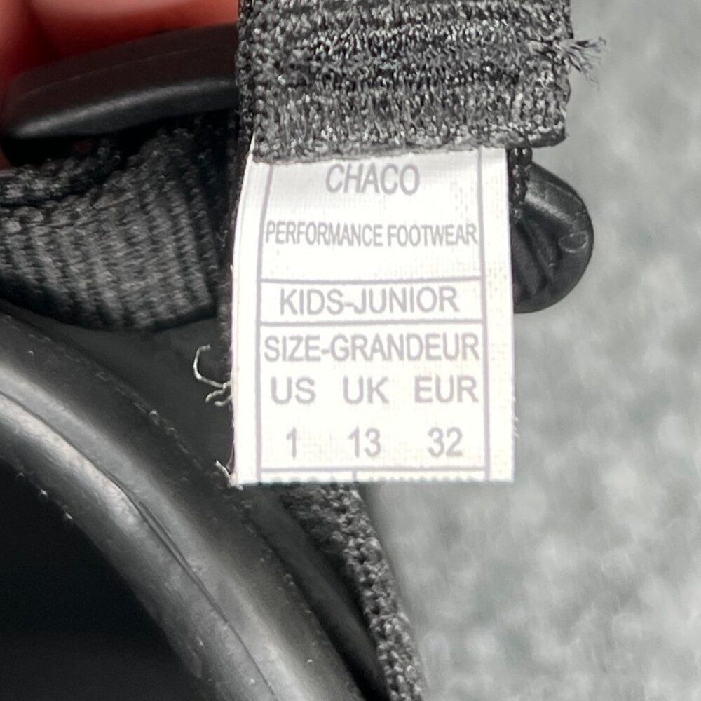 Chaco Chillos Sport Straps Sandals Youth Size 1 Black Athletic Outdoor Flip Flop - Picture 11 of 12